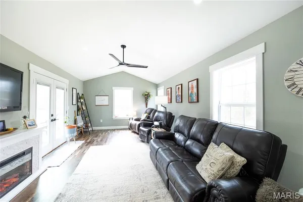 $679,000 | 11720 County Road 5160, Rolla, MO 65401