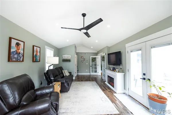 $669,000 | 11720 County Road 5160, Rolla, MO 65401