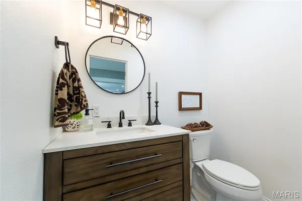 $679,000 | 11720 County Road 5160, Rolla, MO 65401