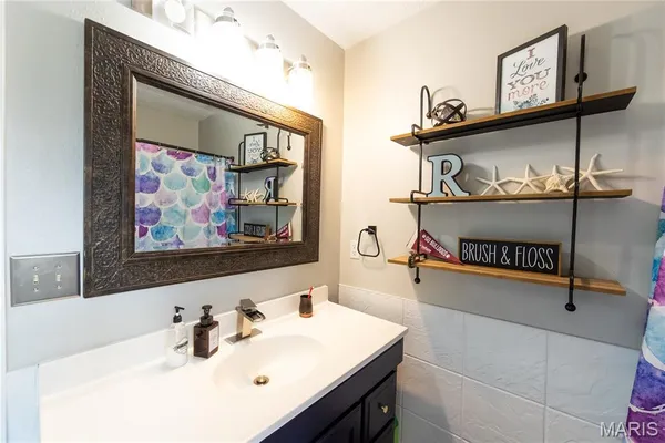 $669,000 | 11720 County Road 5160, Rolla, MO 65401