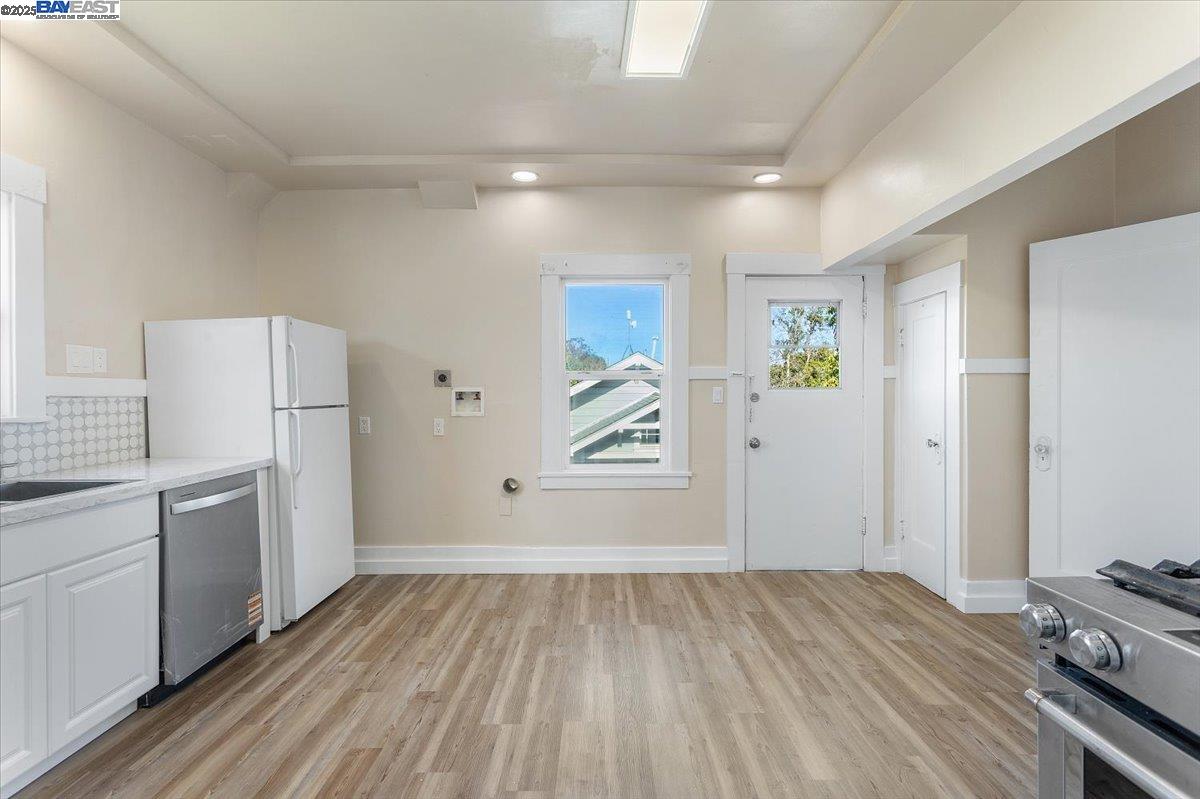 629 Santa Clara Avenue Alameda, CA 94501 - Photo 15 of 47