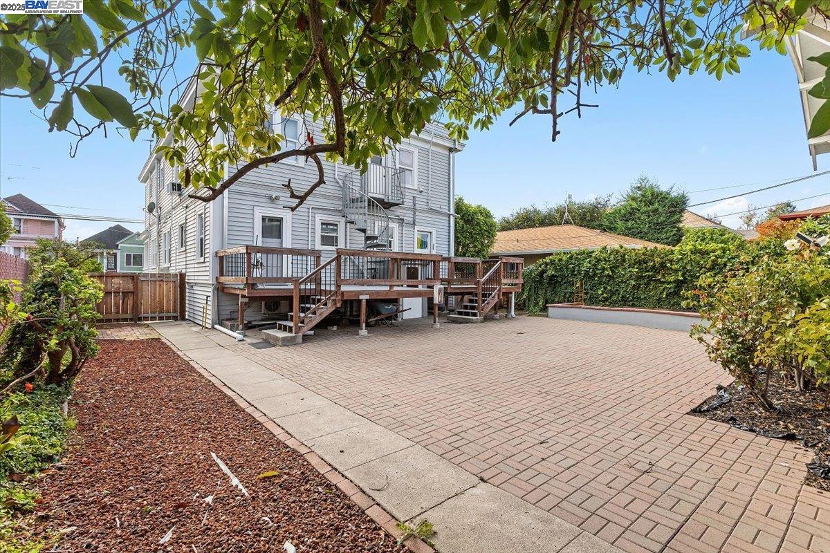 629 Santa Clara Avenue Alameda, CA 94501 - Photo 30 of 47