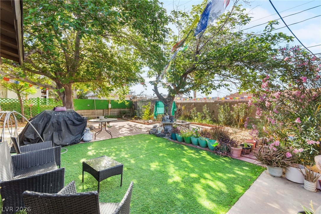 50 East Victory Road Henderson, NV 89015 - Photo 4 of 52