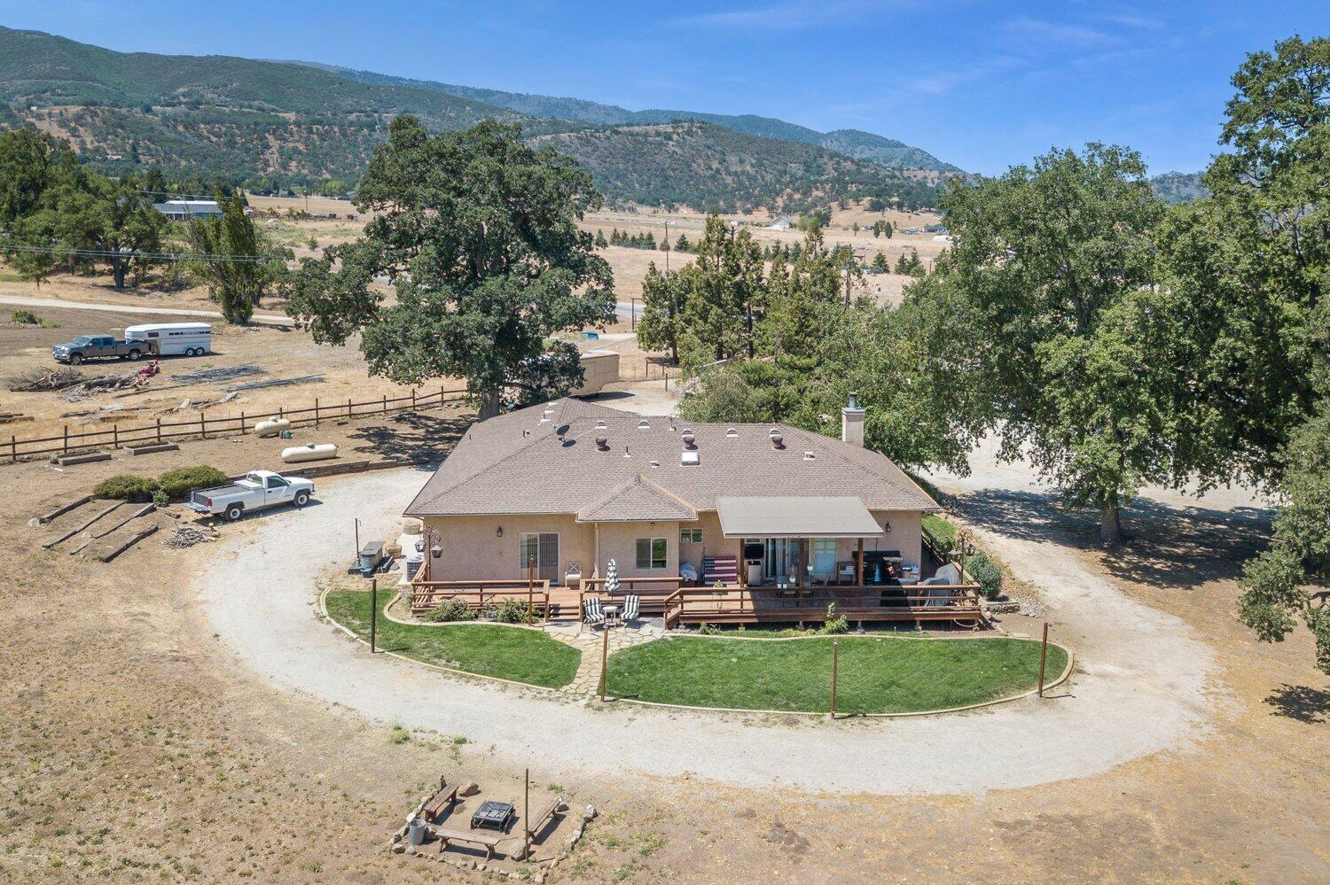 19510 Banducci Road Tehachapi, CA 93561 - Photo 43 of 75 an aerial view of a house with a big yard