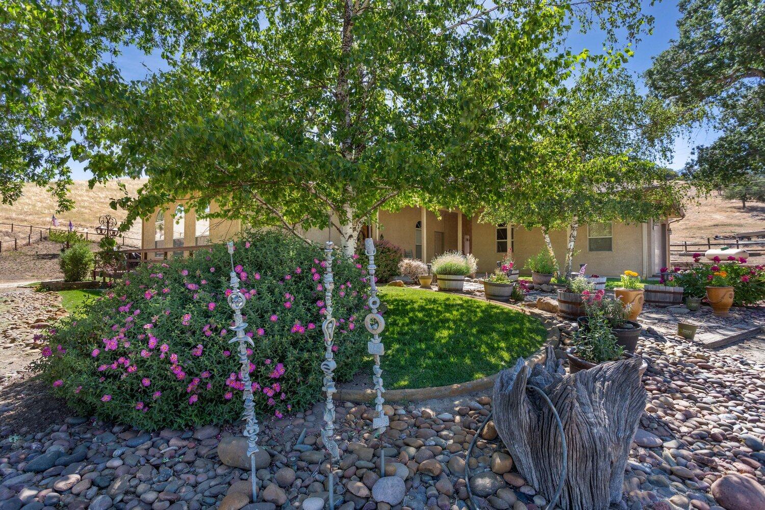 19510 Banducci Road Tehachapi, CA 93561 - Photo 6 of 75 008-19510BanducciRoad-Tehachapi-CA-93561