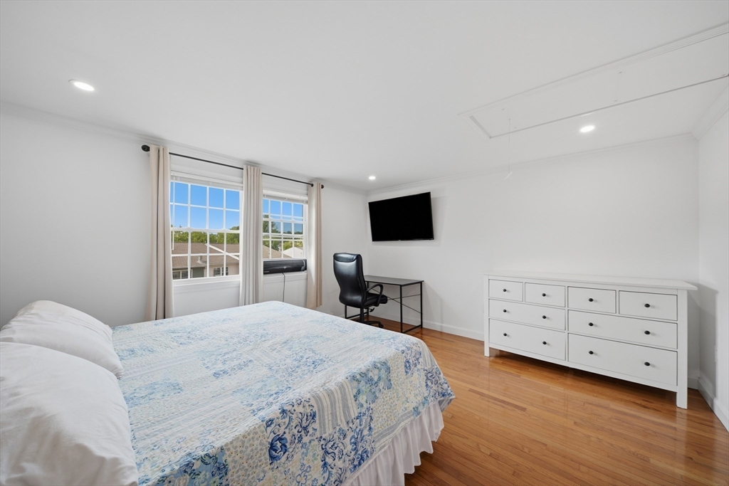 104 Roper Street, Unit B Lowell, MA 01852 - Photo 21 of 42 Gallery Image 21