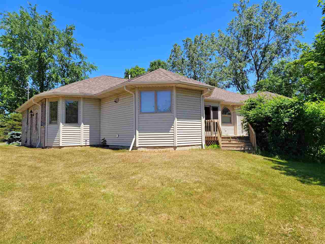 11035 Baldwin Road Chesaning, MI 48616 - Photo 7 of 38 50045226-6.JPG