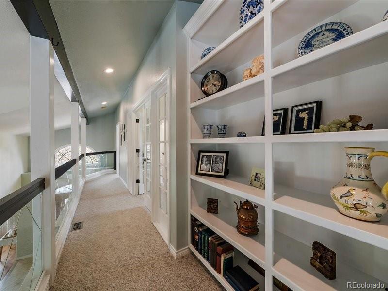 9306 Sulton Court Highlands Ranch, CO 80126 - Photo 24 of 48
