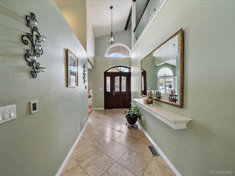 9306 Sulton Court Highlands Ranch, CO 80126 - Photo 5 of 48