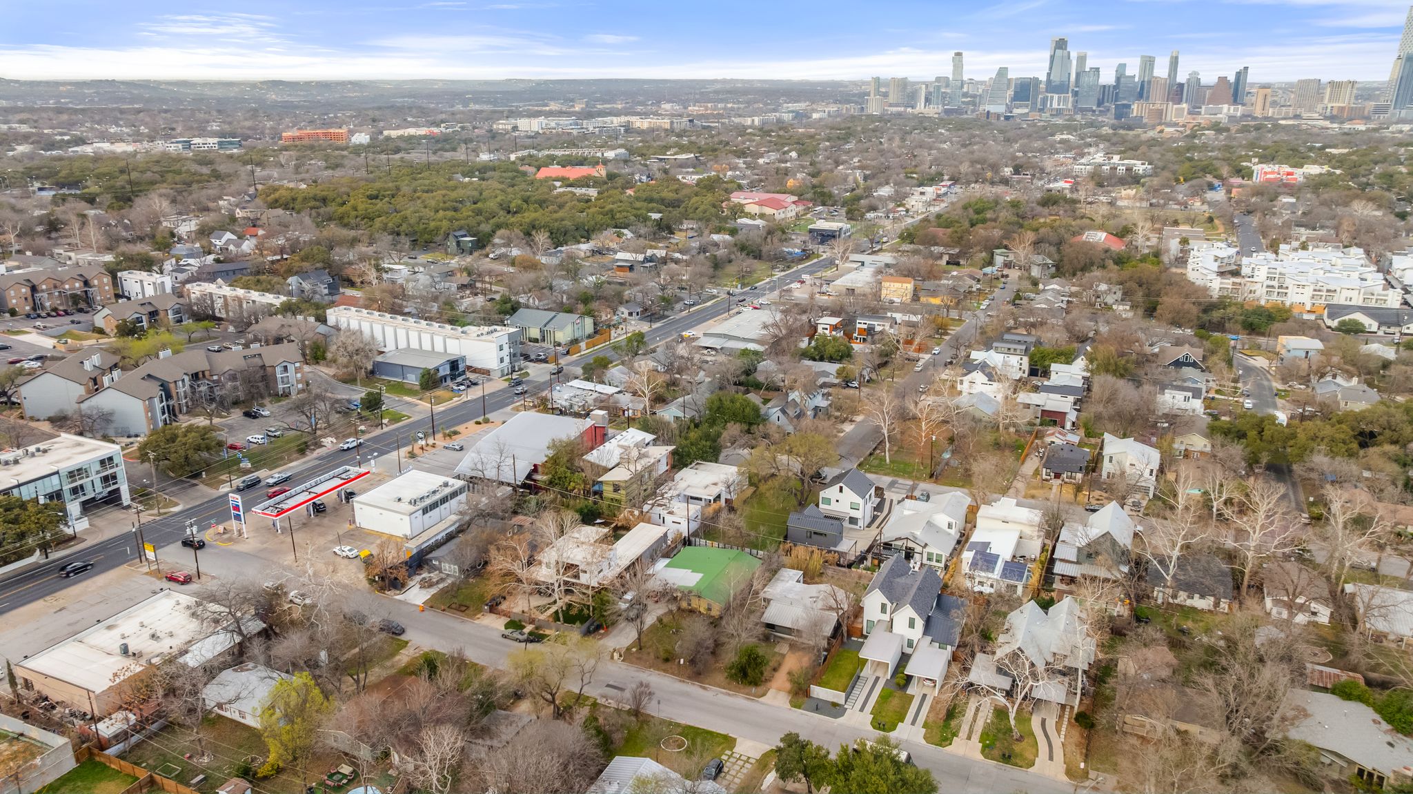 513 El Paso Street Austin, TX 78704 - Photo 32 of 34 an aerial view of city