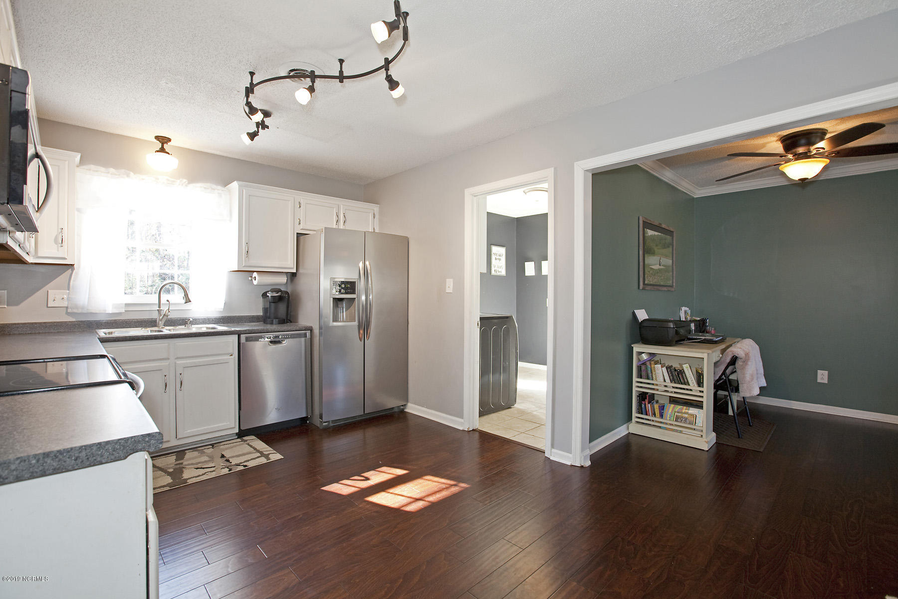 4826 Waltmoor Road Wilmington, NC 28409 - Photo 15 of 30 waltmoor 4826 5kit shane_9345