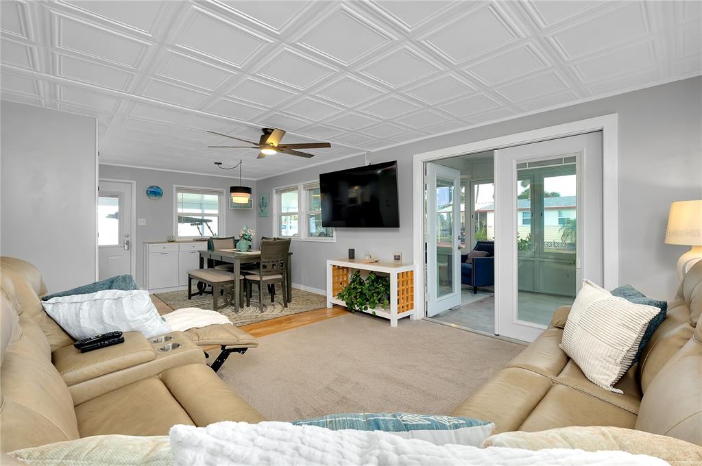 214 Roma Road Venice, FL 34285 - Photo 16 of 49