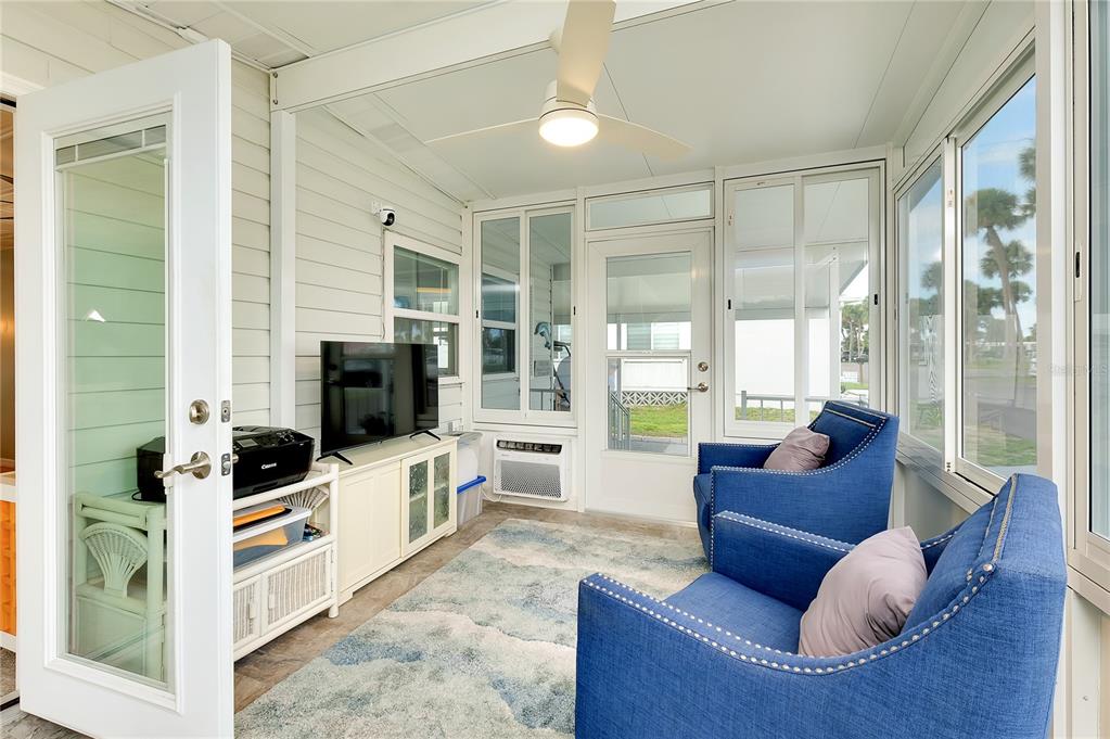 214 Roma Road Venice, FL 34285 - Photo 21 of 49