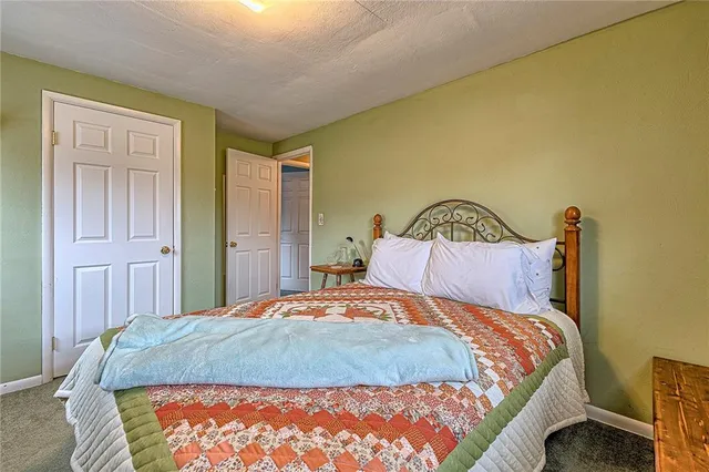 $285,000 | 216 Roxbury Drive, Greensburg, PA 15601