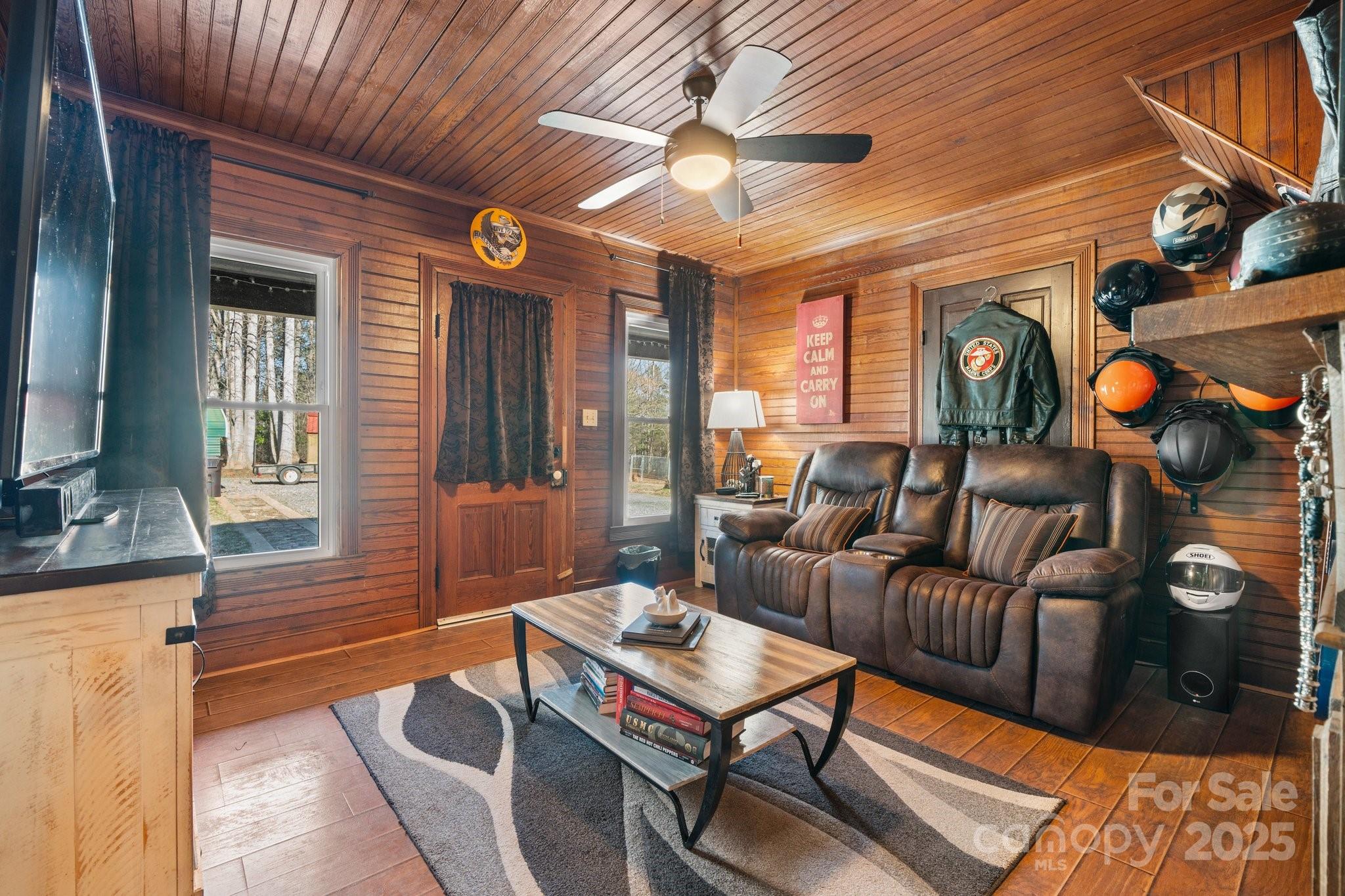 673 Cape Hickory Road Hickory, NC 28601 - Photo 12 of 32 Gallery Image 12