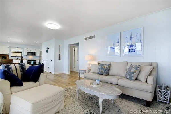 $549,900 | 110 Old English Point, Sunrise Beach, MO 65079