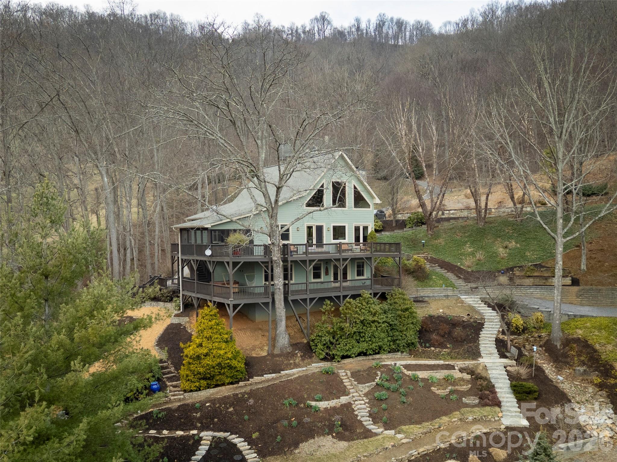 1111 Coyote Hollow Road Waynesville, NC 28785 - Photo 4 of 41