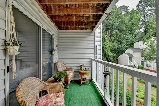 $264,000 | 1304 Glenleaf Drive, Peachtree Corners, GA 30092