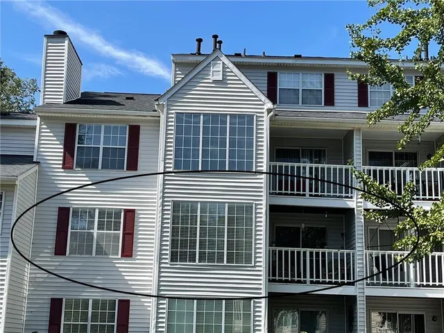 $264,000 | 1304 Glenleaf Drive, Peachtree Corners, GA 30092