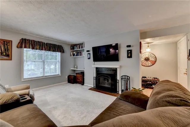 $264,000 | 1304 Glenleaf Drive, Peachtree Corners, GA 30092