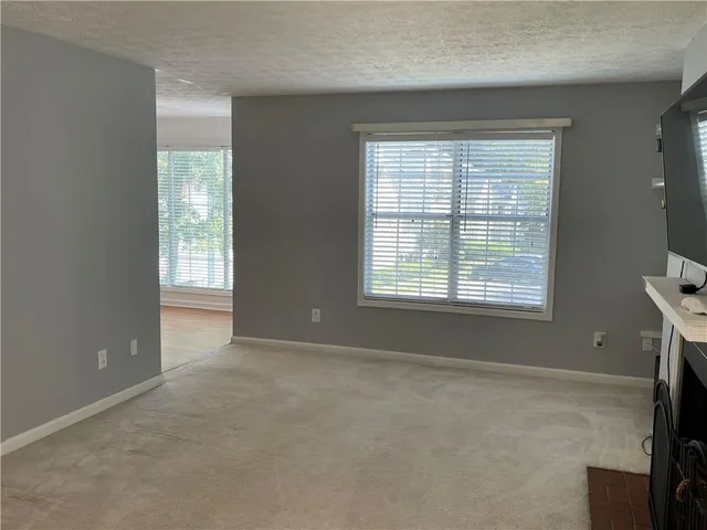 $264,000 | 1304 Glenleaf Drive, Peachtree Corners, GA 30092