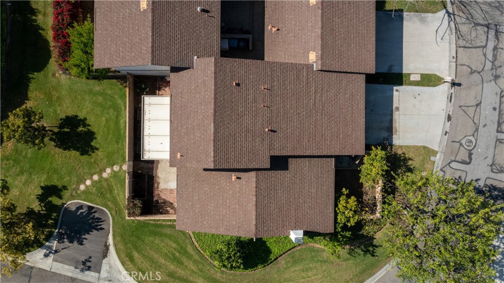 6624 Banyan Place Riverside, CA 92506 - Photo 33 of 41 an aerial view of residential house with outdoor space and trees all around