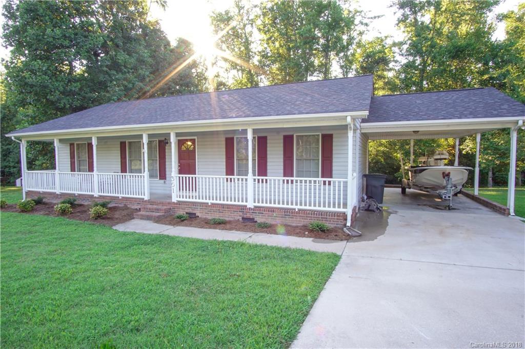 301 Ashebrook Park Road Dallas, NC 28034 - Photo 2 of 29