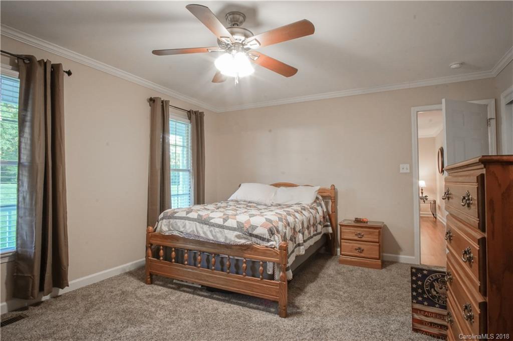 301 Ashebrook Park Road Dallas, NC 28034 - Photo 19 of 29