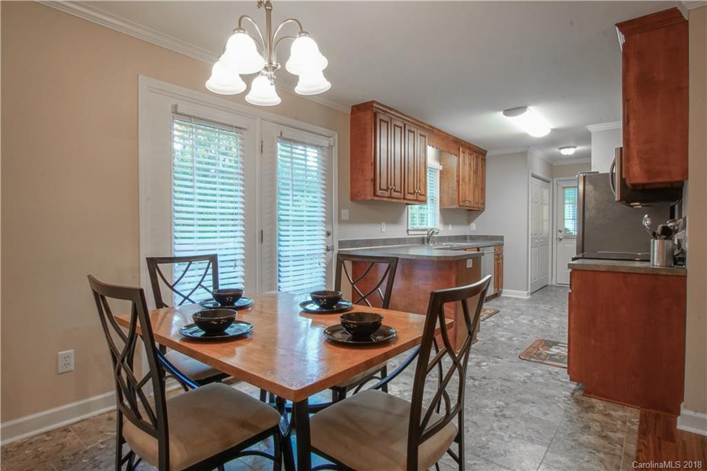 301 Ashebrook Park Road Dallas, NC 28034 - Photo 8 of 29