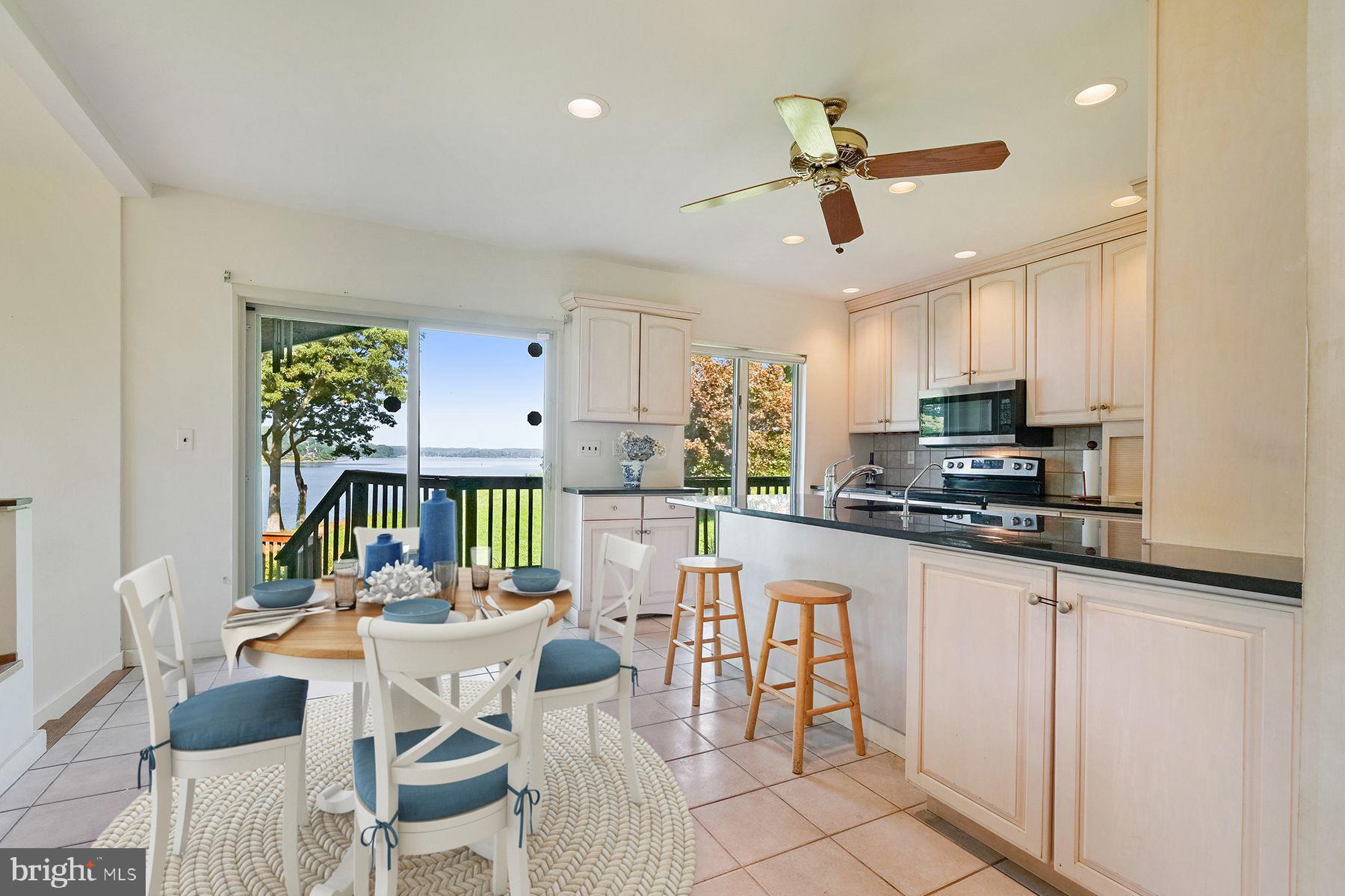 296 West Joyce Lane Arnold, MD 21012 - Photo 9 of 32 Dining space