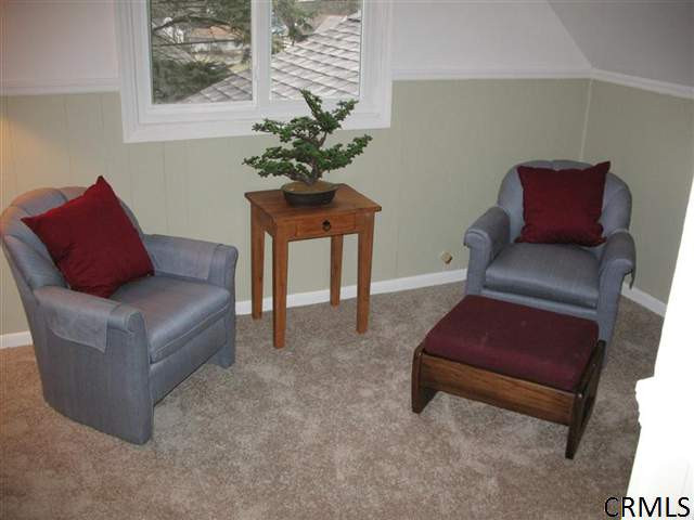 64 Hunting Road Colonie, NY 12205 - Photo 10 of 15 Photo 10