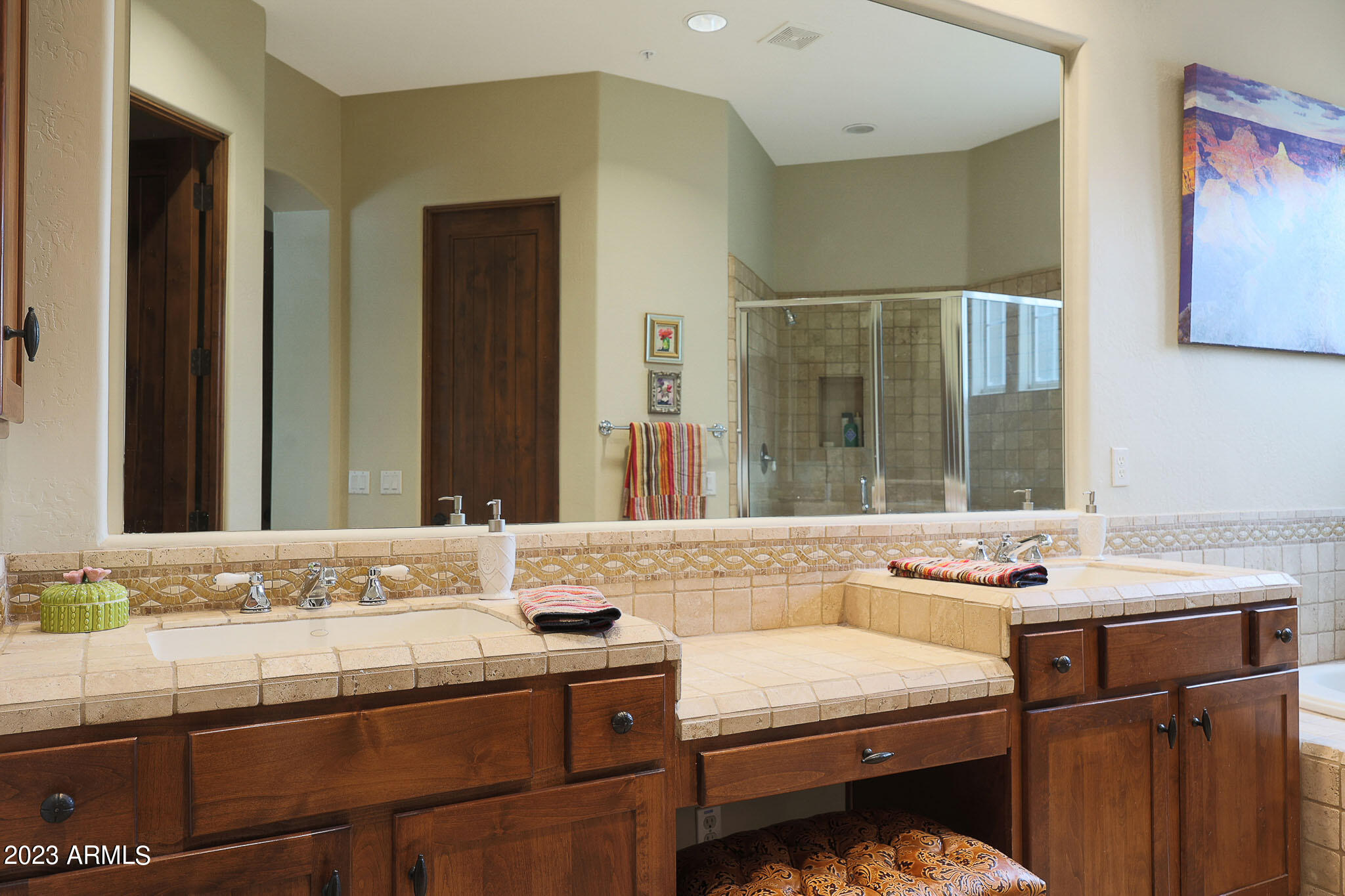 8953 East Mountain Spring Road Scottsdale, AZ 85255 - Photo 20 of 32 Main Bathroom