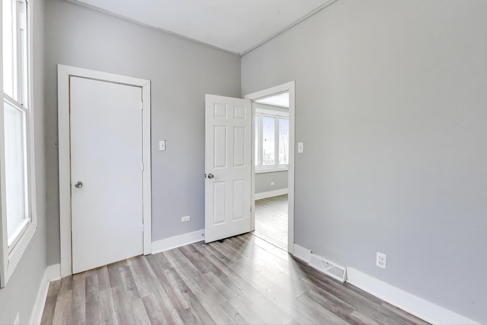 5116 South Carpenter Street Chicago, IL 60609 - Photo 16 of 34