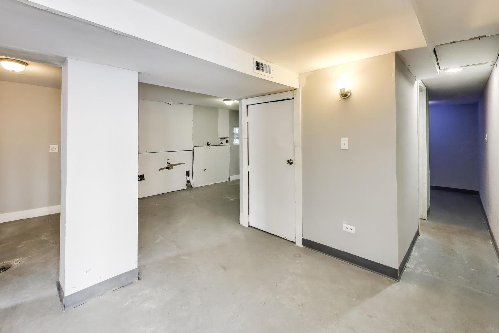 5116 South Carpenter Street Chicago, IL 60609 - Photo 21 of 34