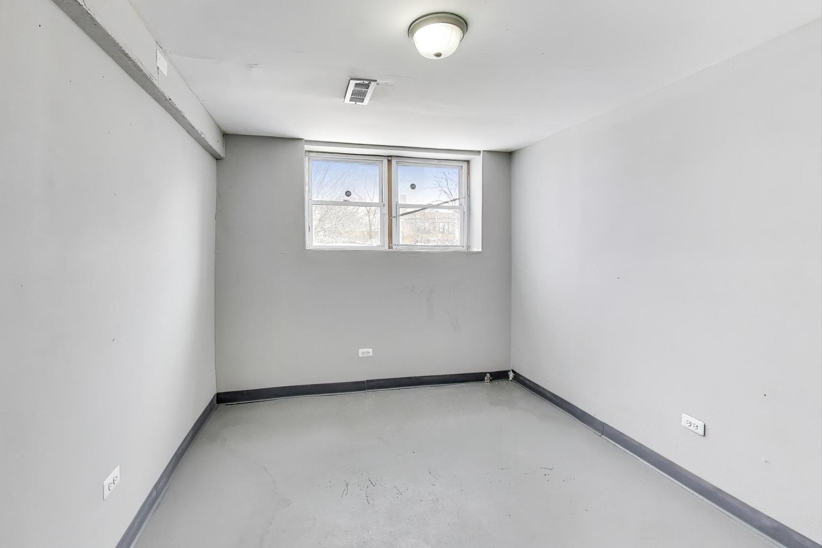 5116 South Carpenter Street Chicago, IL 60609 - Photo 22 of 34