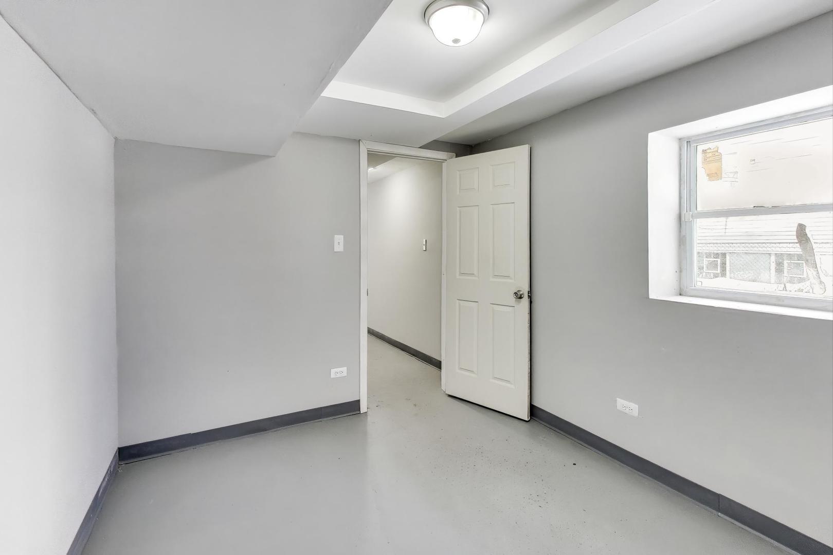 5116 South Carpenter Street Chicago, IL 60609 - Photo 25 of 34