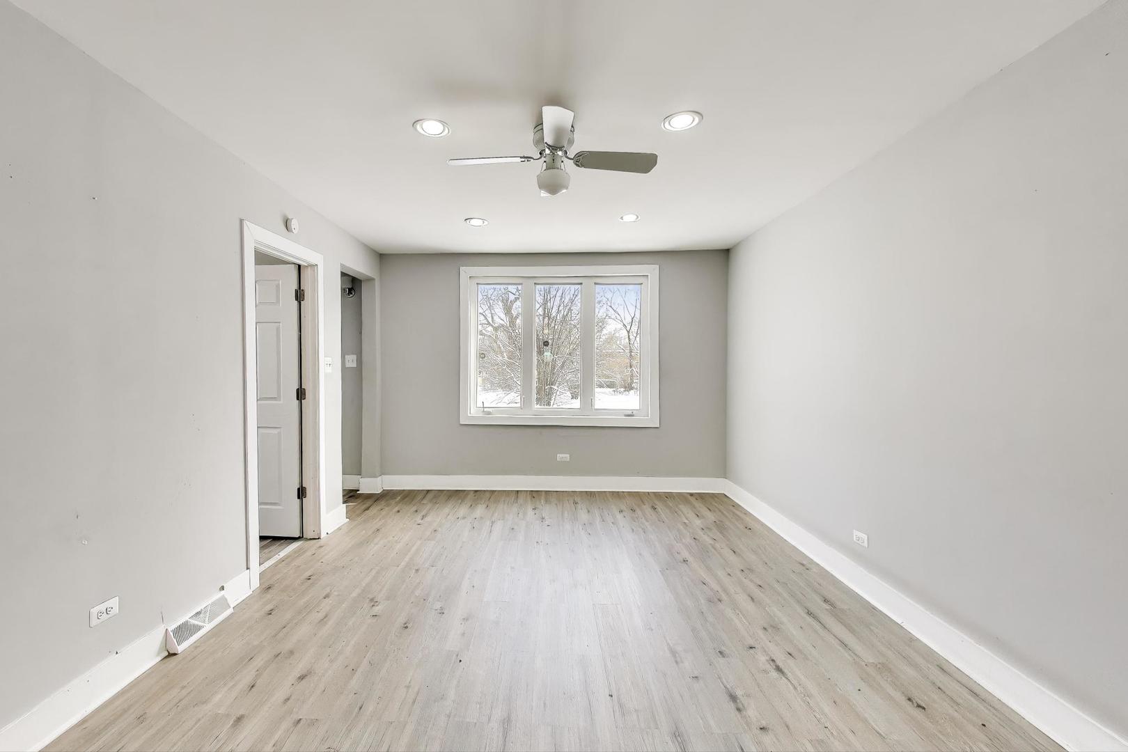 5116 South Carpenter Street Chicago, IL 60609 - Photo 3 of 34