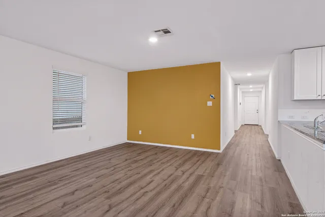 $1,995 | 5832 Forenoon Drive, Bulverde, TX 78163