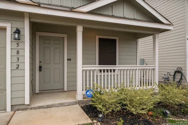 $1,995 | 5832 Forenoon Drive, Bulverde, TX 78163