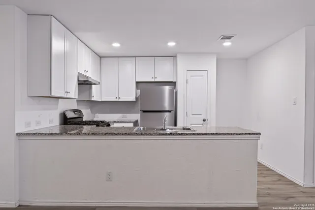 $1,995 | 5832 Forenoon Drive, Bulverde, TX 78163