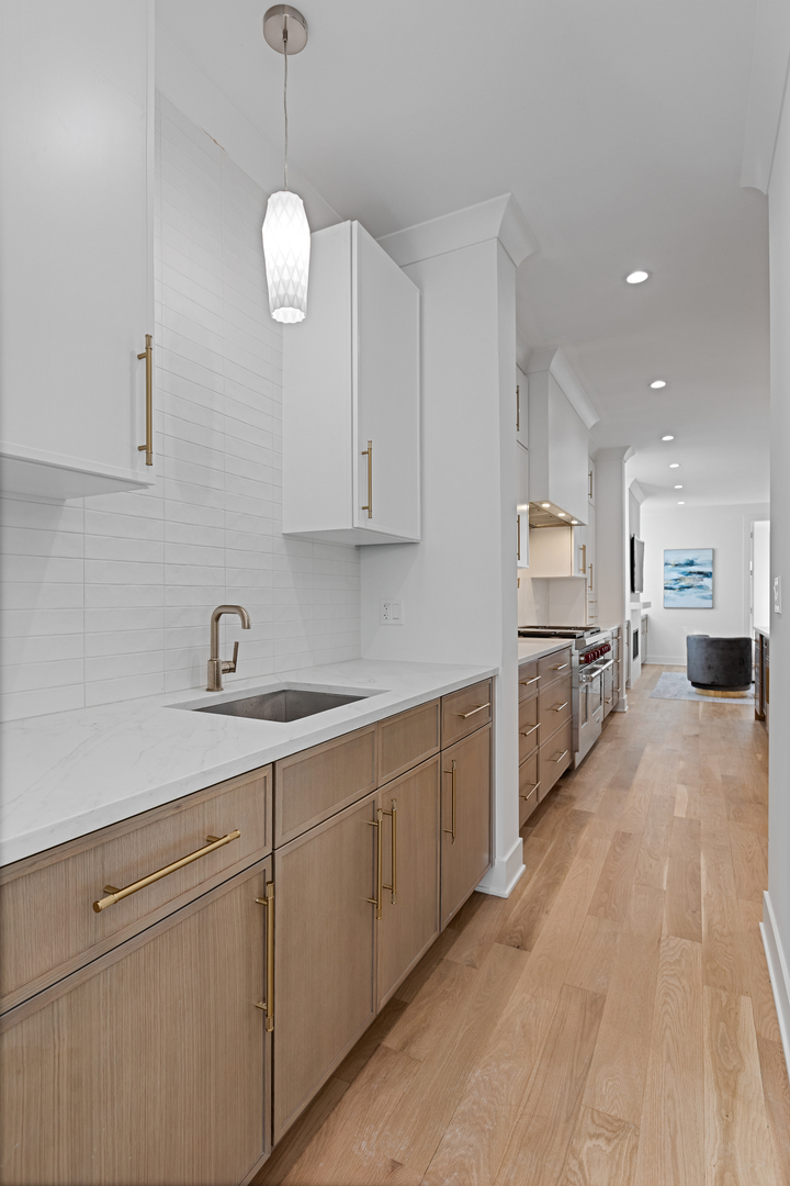 3614 North Marshfield Avenue Chicago, IL 60613 - Photo 17 of 61