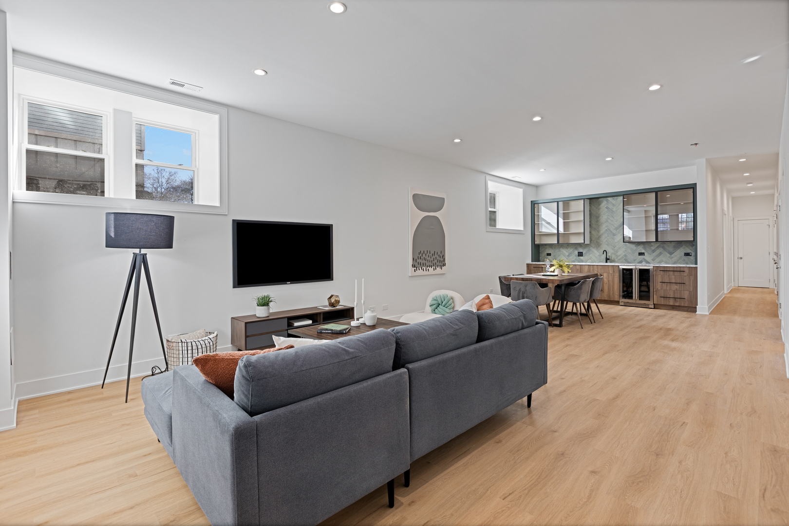 3614 North Marshfield Avenue Chicago, IL 60613 - Photo 37 of 61 a living room with furniture and a flat screen tv