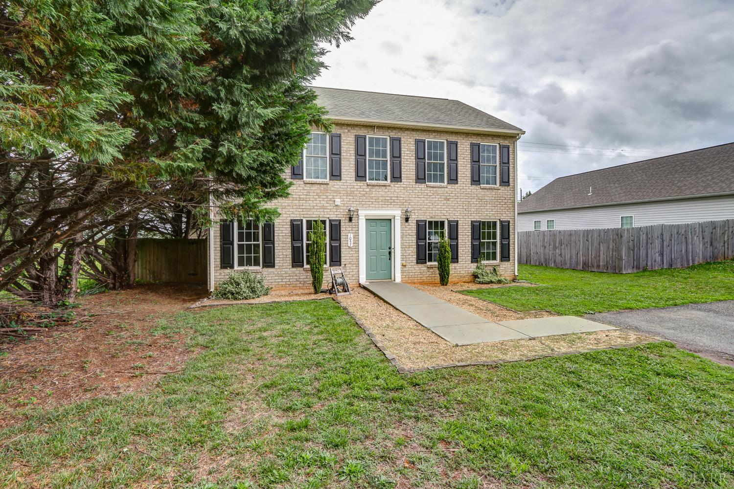 1057 Old Trail Road Forest, VA 24551 - Photo 4 of 49 front view of a house with a yard