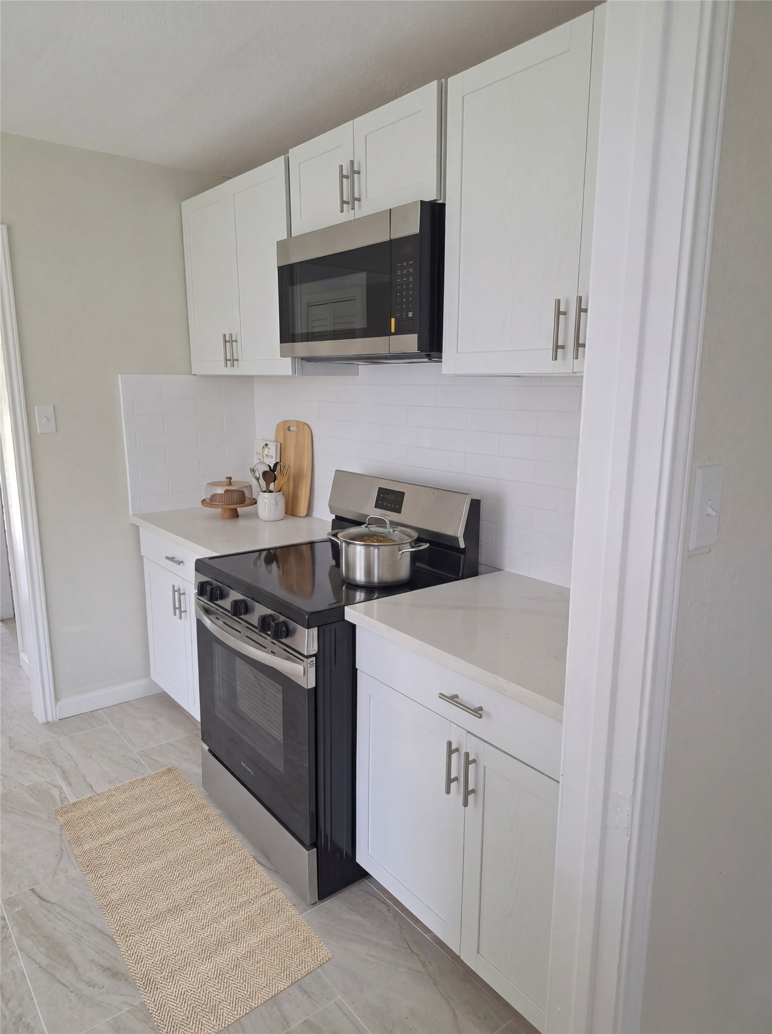 6802 McCullum Road Houston, TX 77489 - Photo 7 of 14 Gallery Image 7