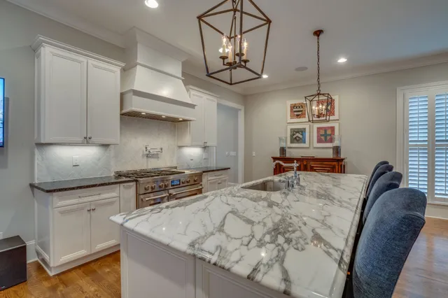 $9,995 | 2424 A Abbott Martin Road, Nashville, TN 37215