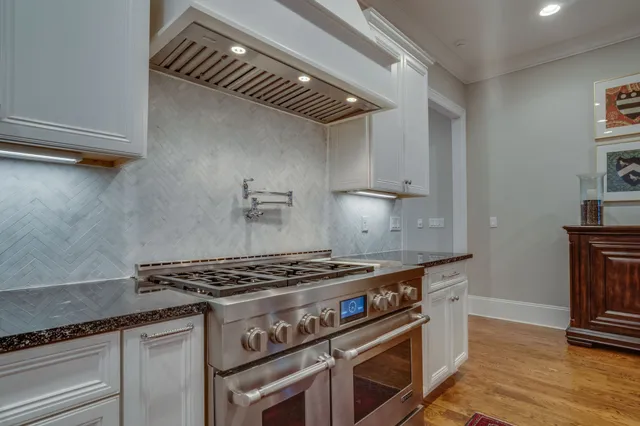 $9,995 | 2424 A Abbott Martin Road, Nashville, TN 37215