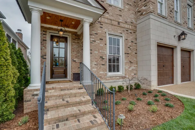 $9,995 | 2424 A Abbott Martin Road, Nashville, TN 37215