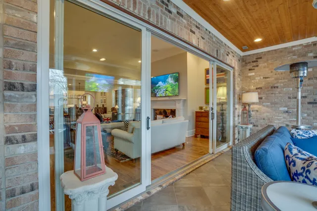 $9,995 | 2424 A Abbott Martin Road, Nashville, TN 37215