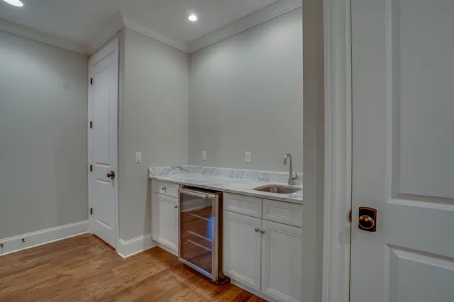 $9,995 | 2424 A Abbott Martin Road, Nashville, TN 37215