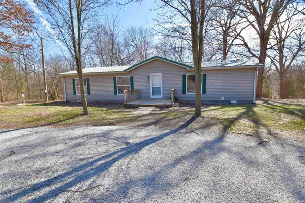 $225,000 | 6060 East 800 North, Monticello, IN 47960